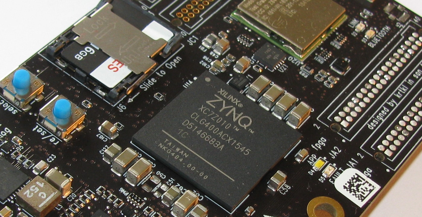 krtkl snickerdoodle close up image of Zynq-7000 SoC and SD Card cage.